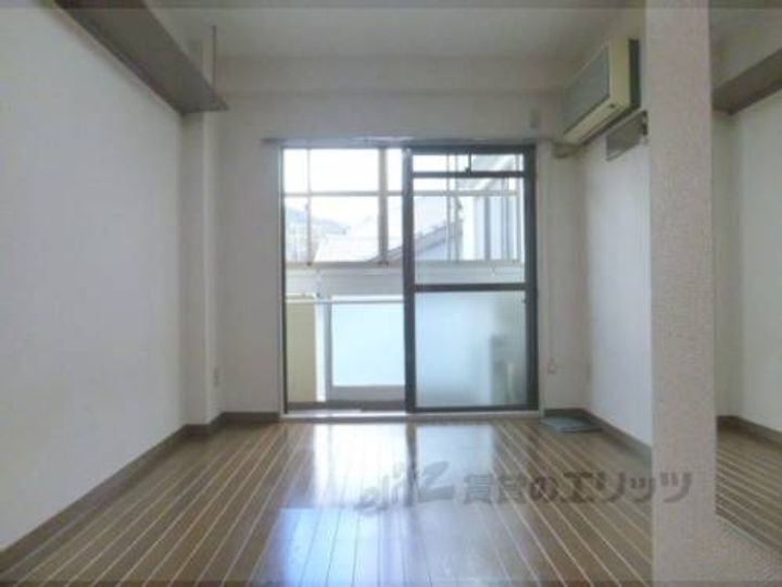 ラフェンテ友102の寝室