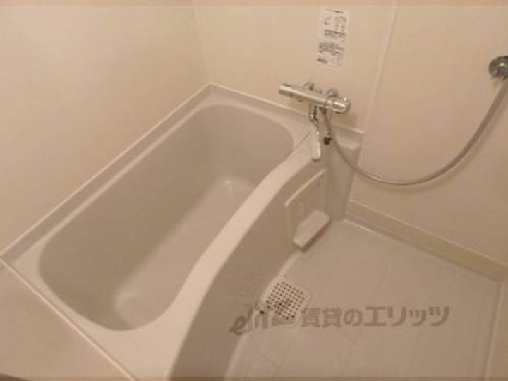 ラフェンテ友111の風呂