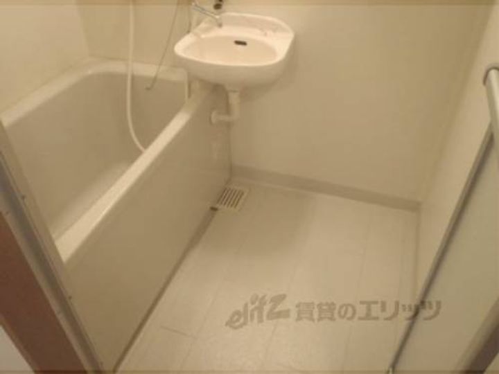 PALACE FIRST Q310の風呂