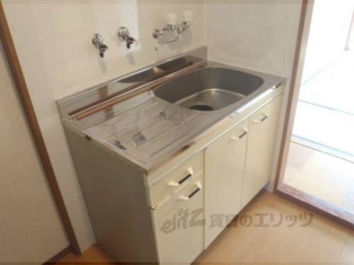 ハイツ山吹106のキッチン