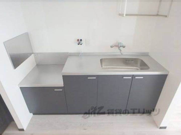 プラザ椥ノ辻4-Bのキッチン