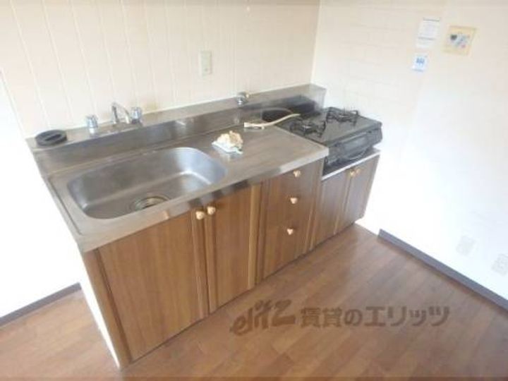 ミレニアム加納303のキッチン