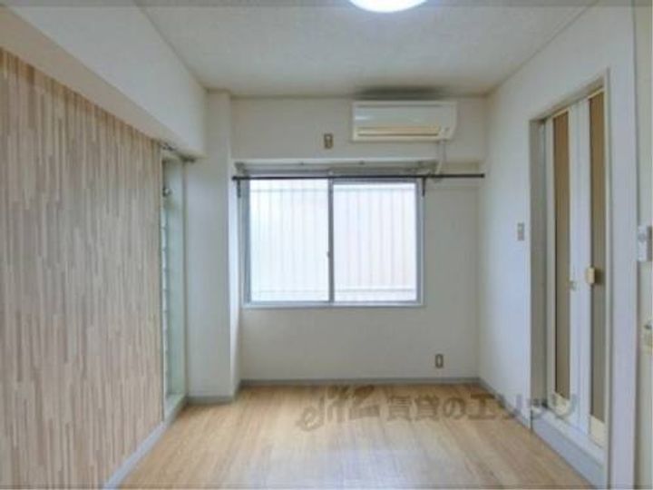 デュ北白川301の寝室