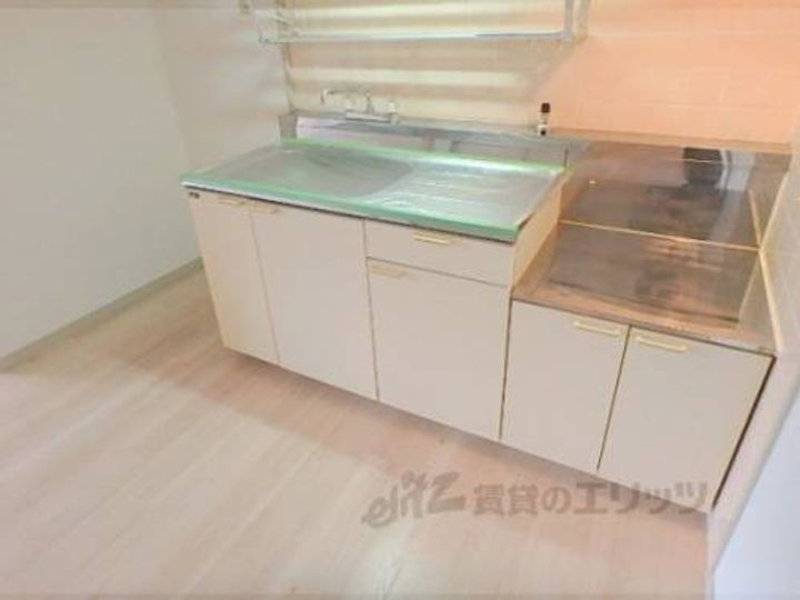 宇治プラザ410のキッチン