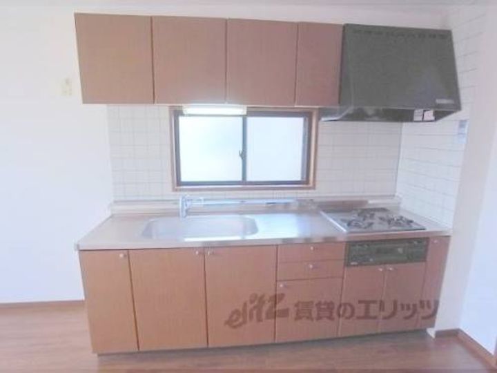 メルベーユ桂105のキッチン