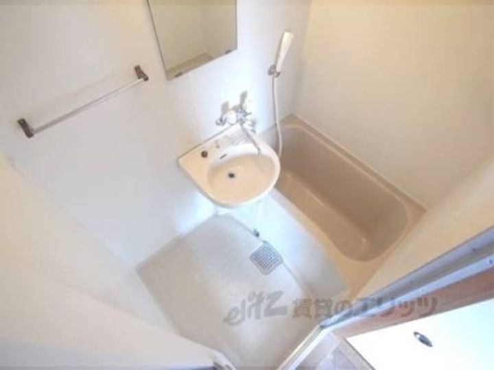 岡部マンション2F-5の風呂