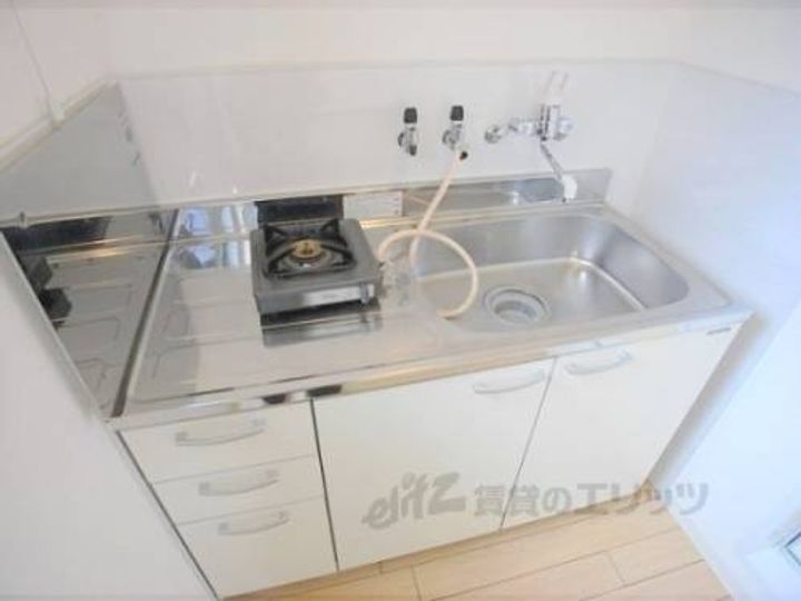 第11長栄シャトー泉305のキッチン