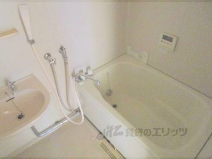 ファミール草津205の風呂