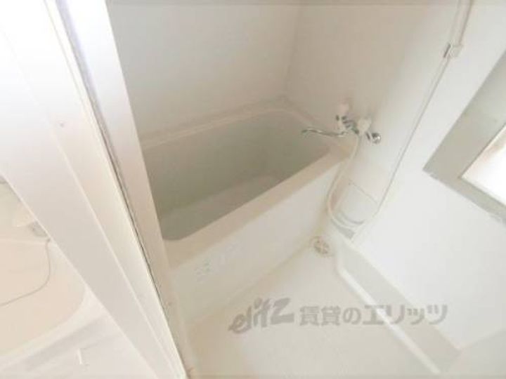 フォーシーズン京田辺304の風呂