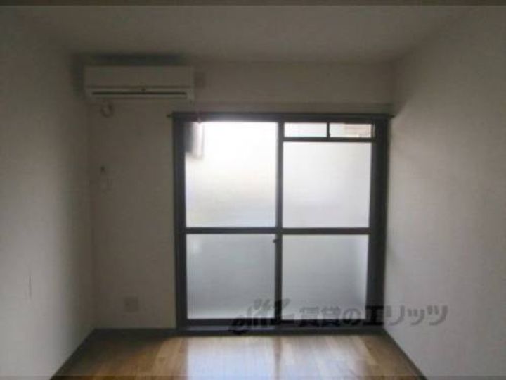 ラピス京都神宮道202の寝室