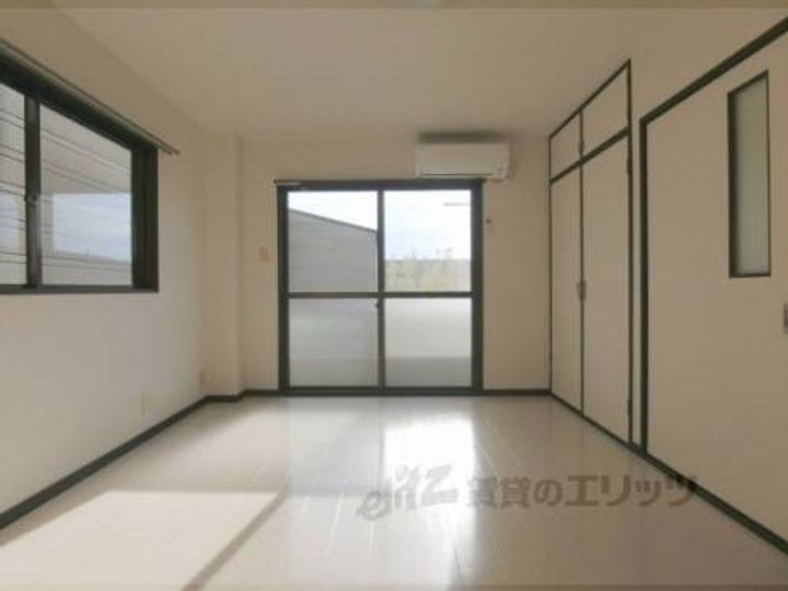 川口ビル405の寝室