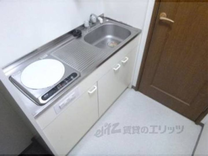 サン・ウエストのキッチン