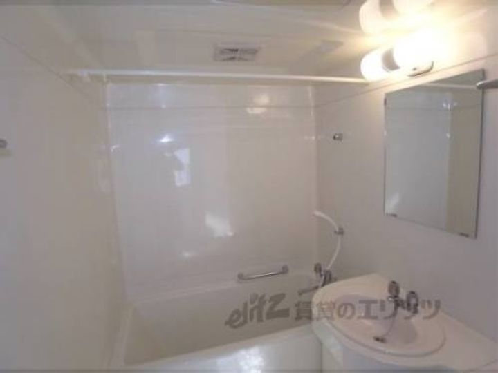 ウエストスクエアの風呂