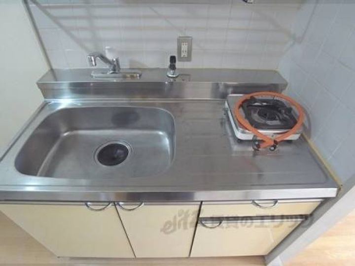 アルテハイム桂501のキッチン