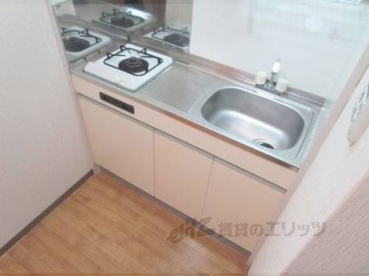 ユ?・ピ?・ディ?ビル208のキッチン