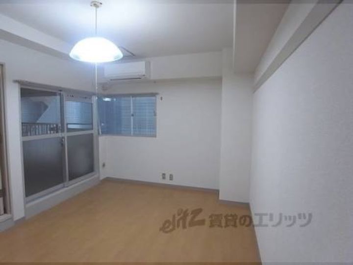 第2正美堂ビルの寝室