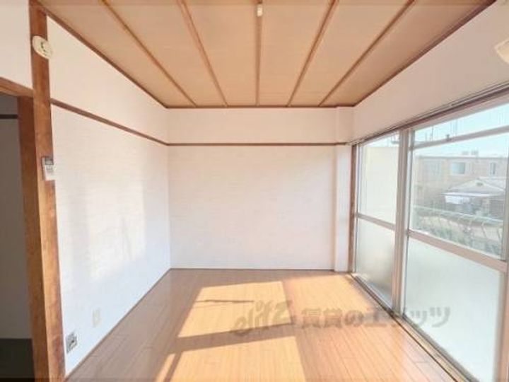 松井マンション203の寝室