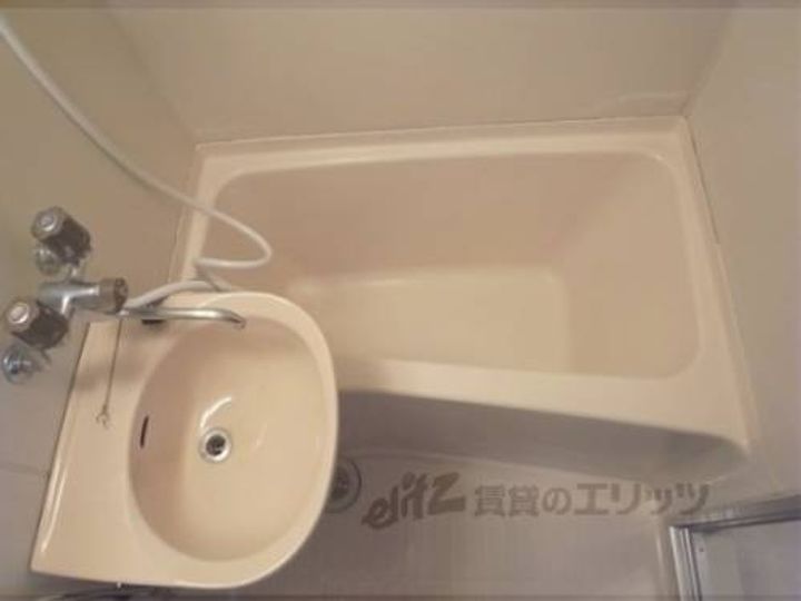 メゾン大戸101の風呂