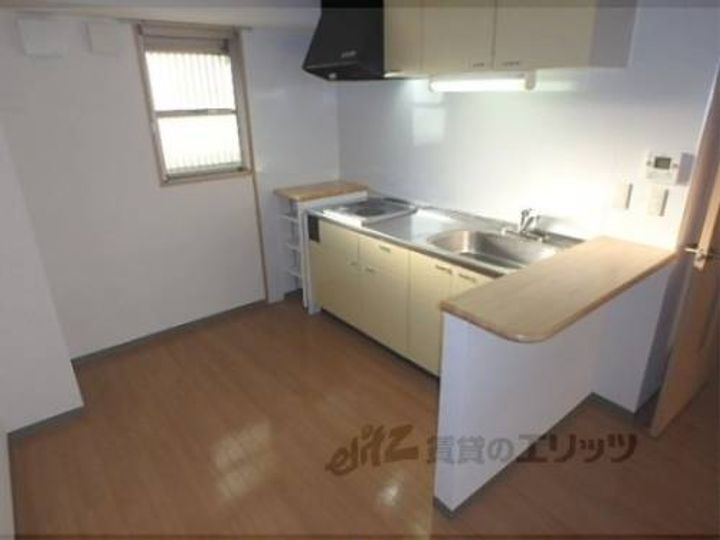 ジュネス木駒403のキッチン