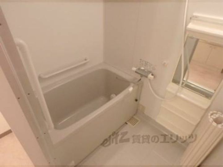 ジュネス木駒403の風呂