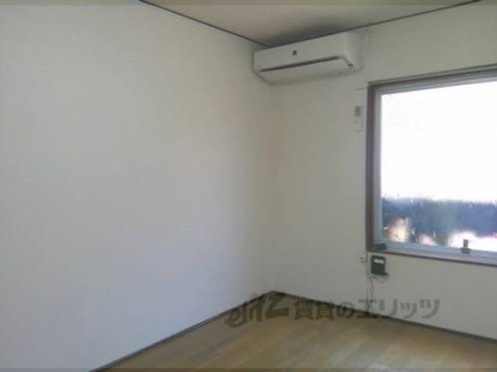 パレ修学院1の寝室