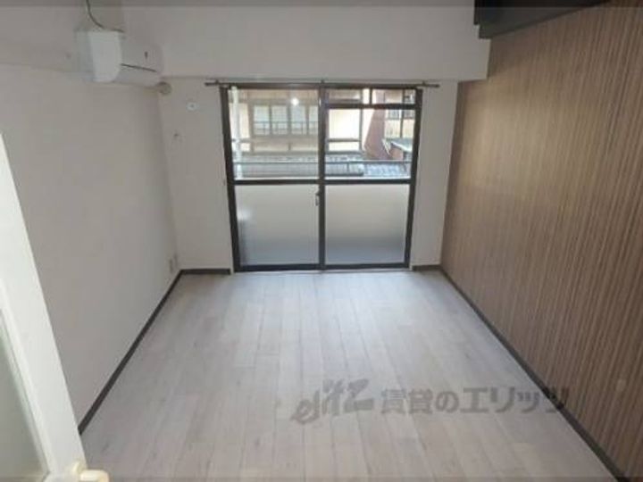 DETOM?1烏丸二条404の寝室