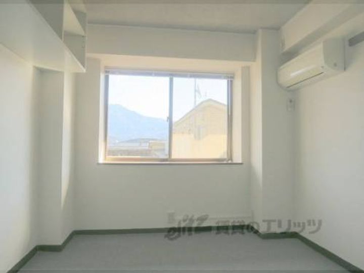 嘉門ハイツの寝室