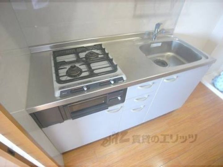 プチメゾン北山202のキッチン