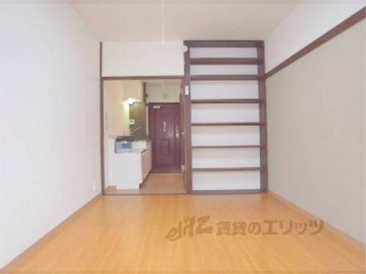 山下ビル403の寝室