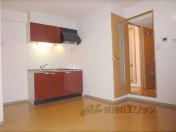 シルクシティ花202の寝室