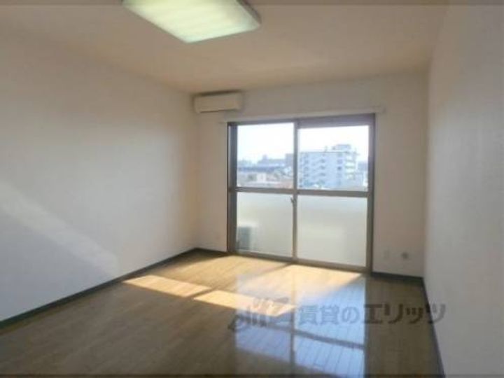 プリマード松伊の寝室