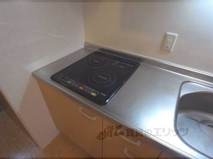 グラニーレ聚楽206のキッチン