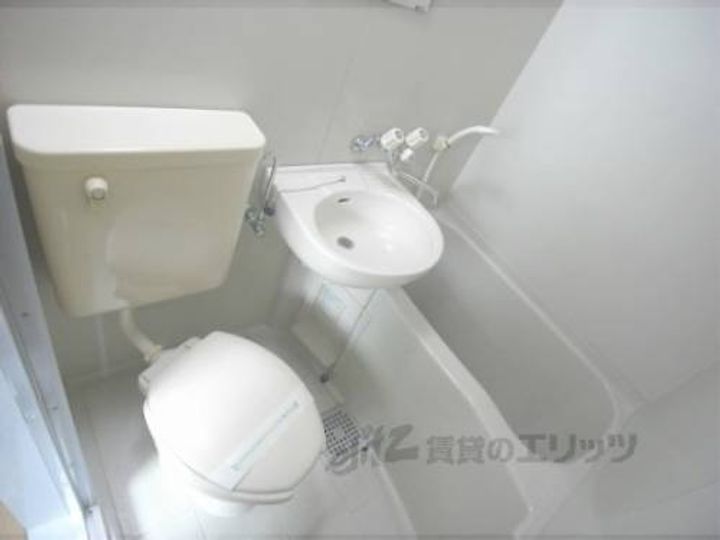 パール新大宮B棟202の風呂