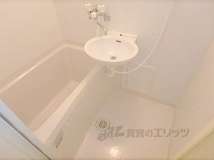 レオパレス一休寺道の風呂