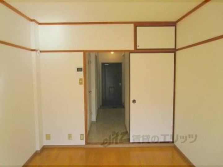 ホウトクマンション206の寝室