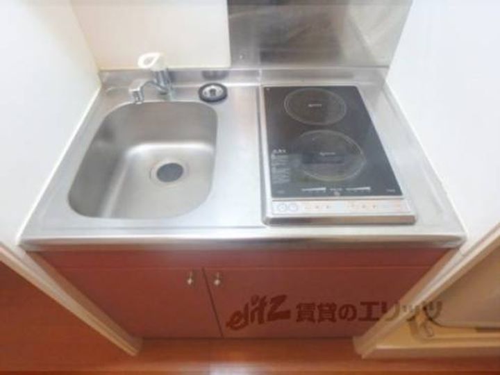 レオパレスアクエリアス西院のキッチン