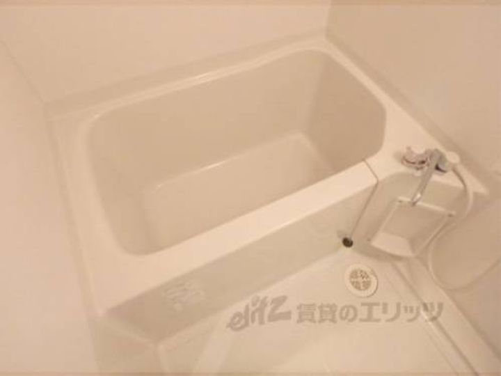 レジデンシャル四条蟷螂山401の風呂