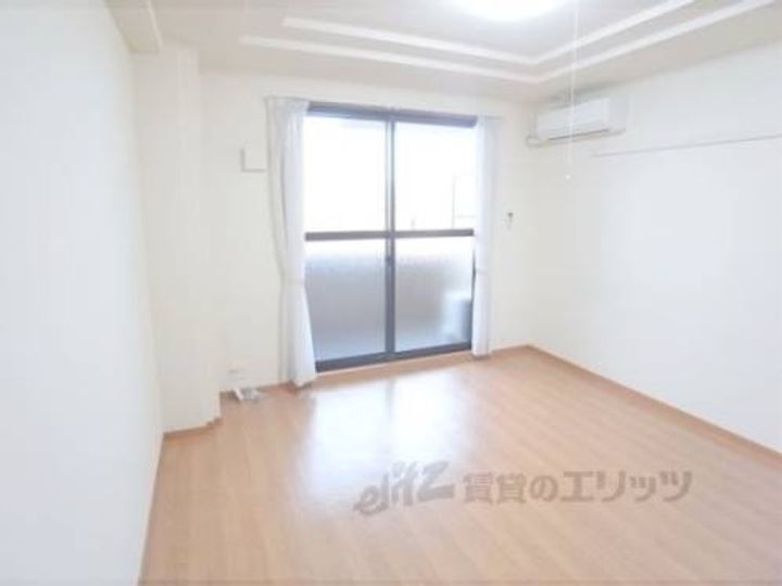 アーバンコート・まはたぎの寝室