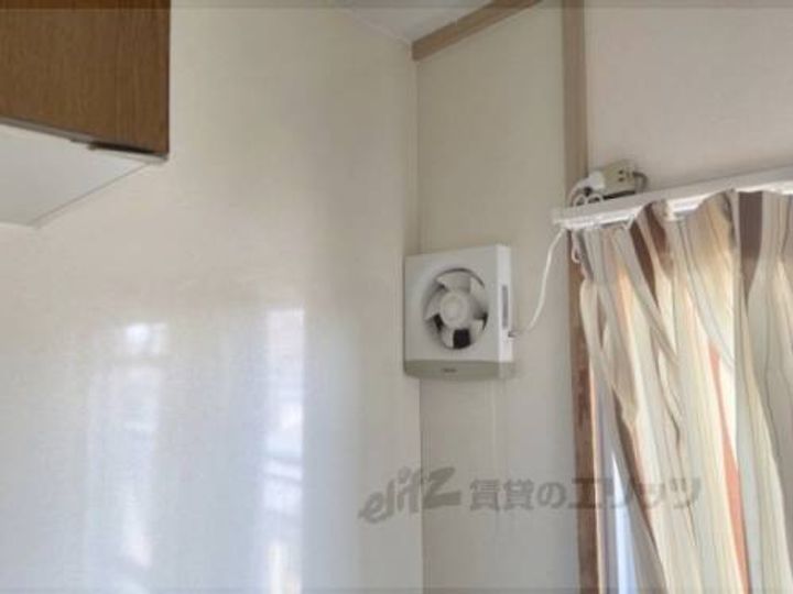 御殿山コーポB棟205のキッチン