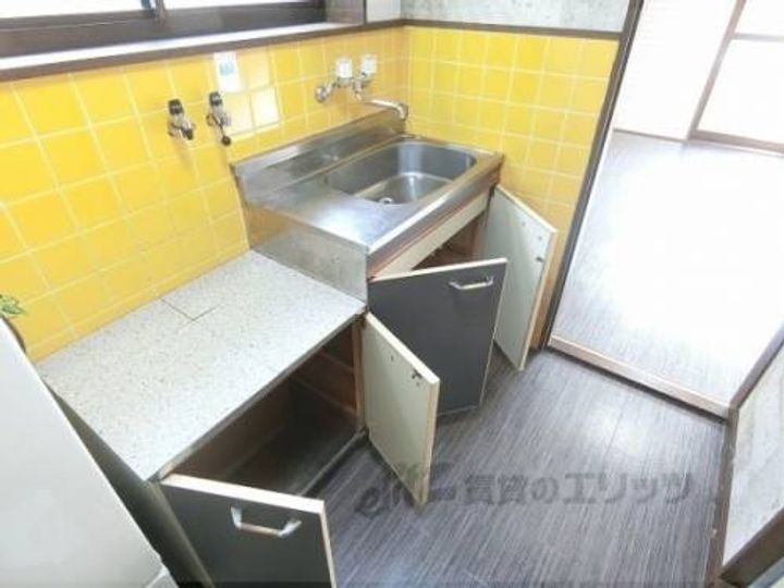 アロジオ北山205のキッチン