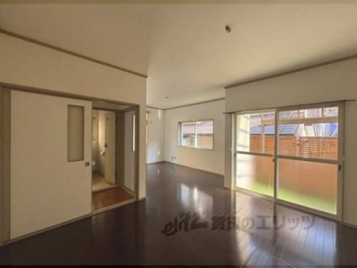 京都府京都市西京区大枝北沓掛町二丁目(一戸建)の賃貸物件戸建の玄関