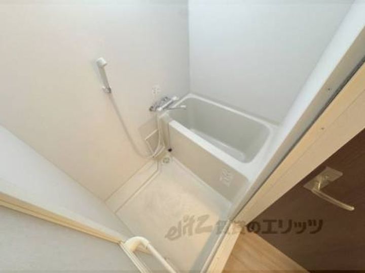 シルクシティ花・紫明409の風呂