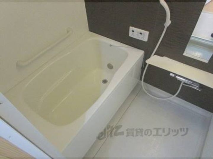 クオリア花園303の風呂