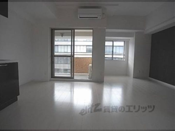 KOTO二条702の玄関