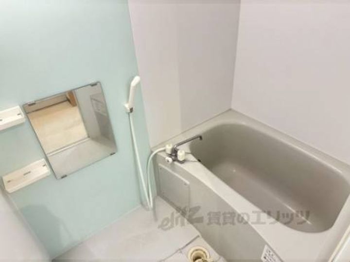 クオリカ西京極うまづか107の風呂