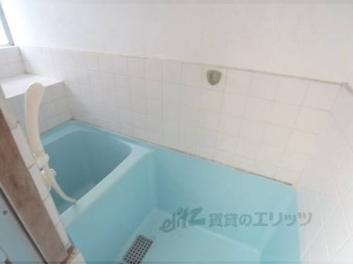 ヴィラ桂南205の風呂