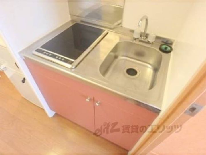 レオパレス唐崎ヶ丘110のキッチン