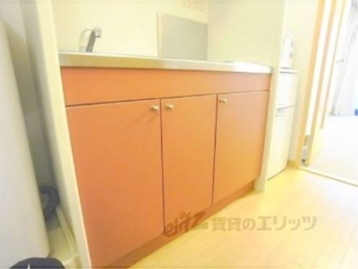 レオパレスカルム大津102のキッチン