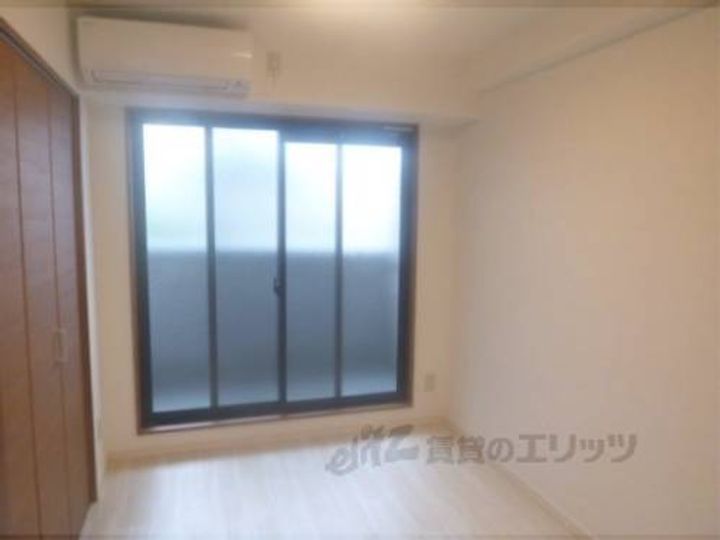 アイカーサ麩屋町501の寝室
