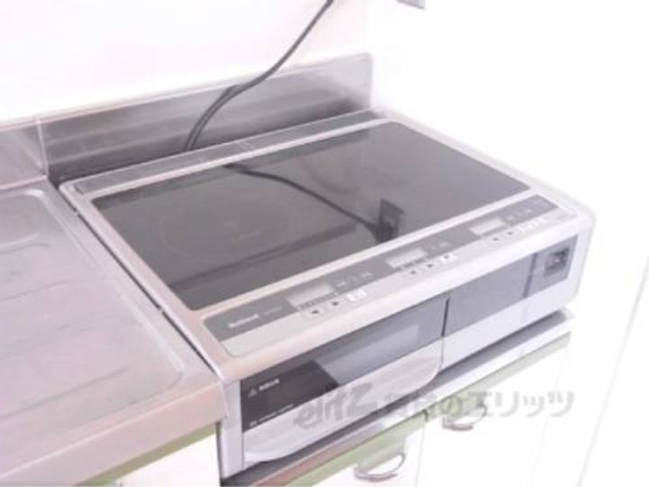 メゾンドコンソルテ401のキッチン
